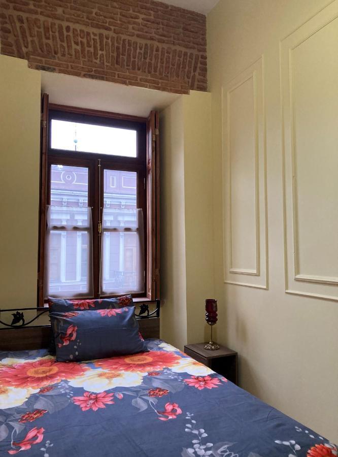 Historic Apartments "1868 Tbilisi" Best Location Екстериор снимка