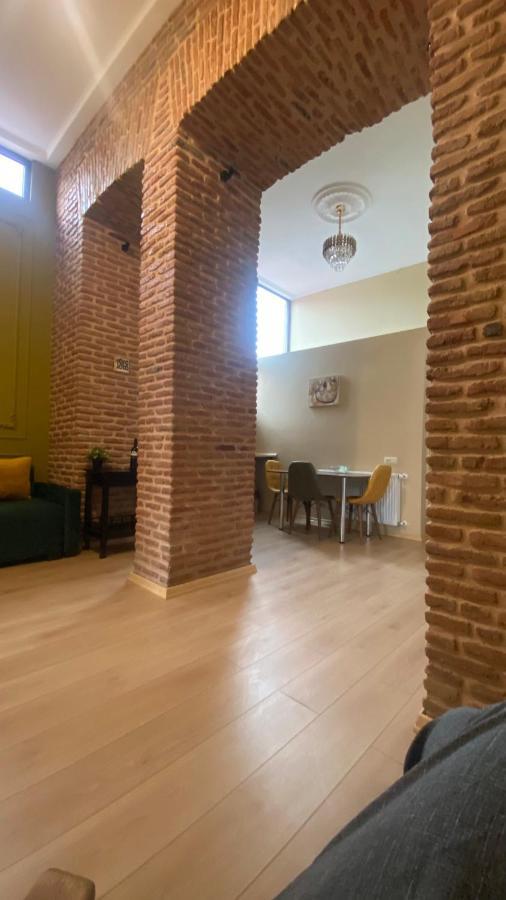 Historic Apartments "1868 Tbilisi" Best Location Екстериор снимка